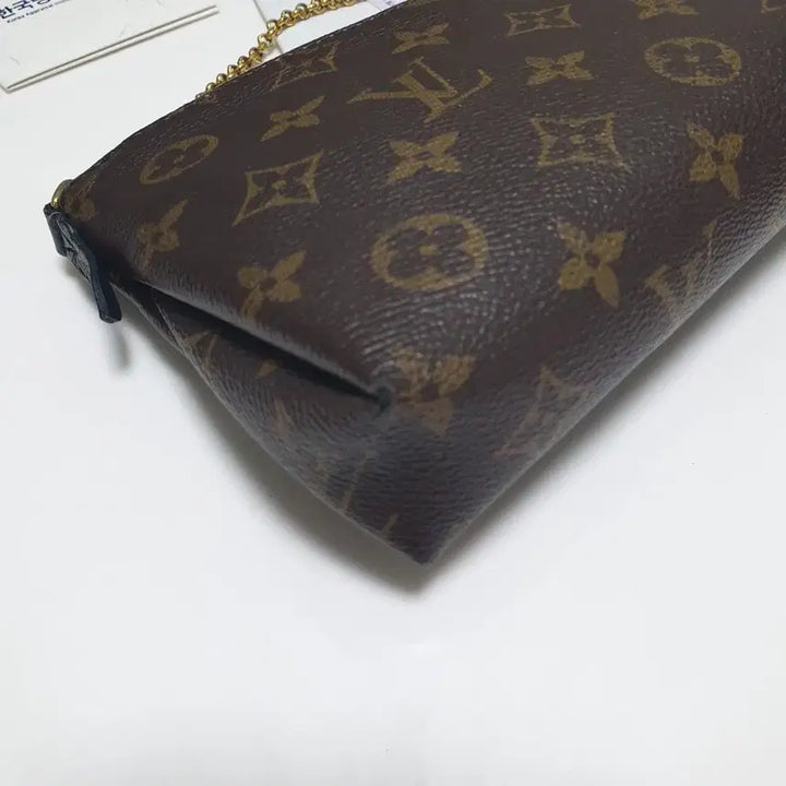 [SOLD OUT] [정품] 루이비통 팔라스 클러치 모노그램 블랙