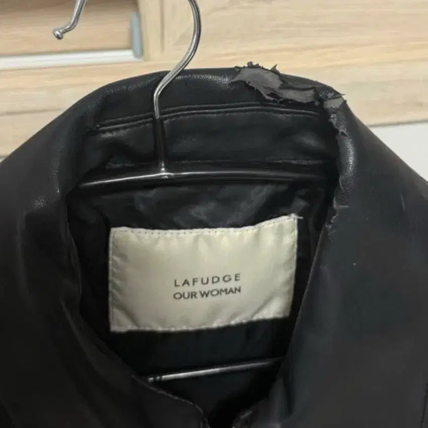 [SOLD OUT] 라퍼지 아우어 우먼 블랙 레더 자켓