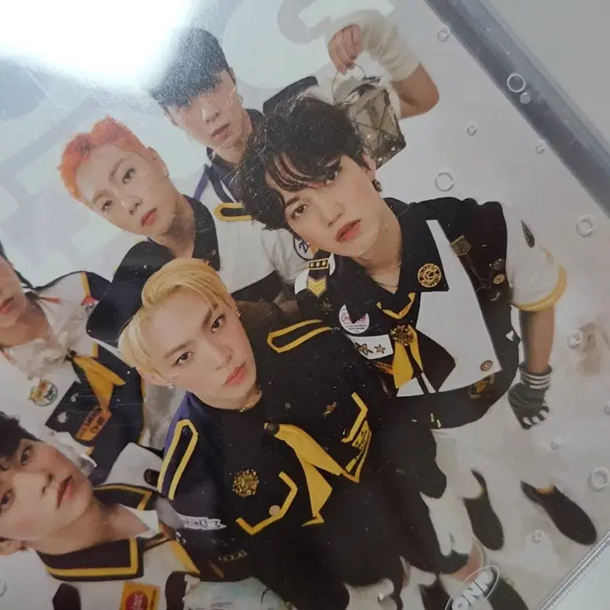 [BUNJANG] ONF POPPING -10° Unsealed Album / 온앤오프 (ONF) 팝핑 POPPING -10도 개봉앨범