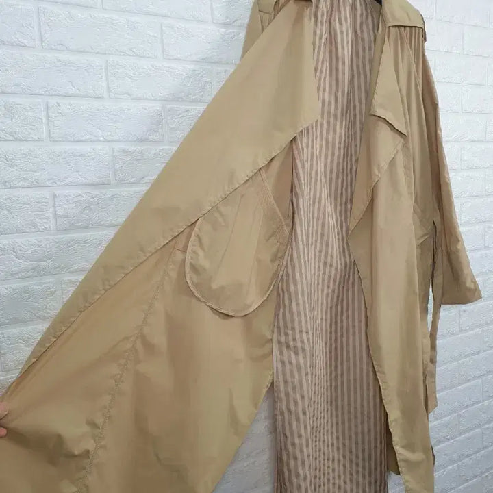 [BUNJANG] Kim Seo Ryung Trench Coat / [55]김서령 트렌치 코트
