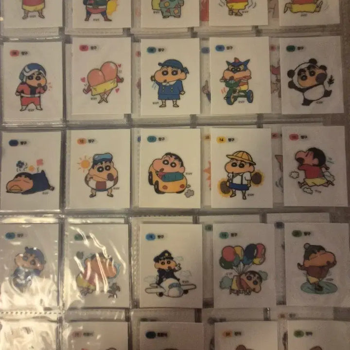 [BUNJANG] Crayon Shin-chan Ttibuseal Sticker Bundle Set / 짱구 김 띠부씰 150장 개봉 전종 일괄판매