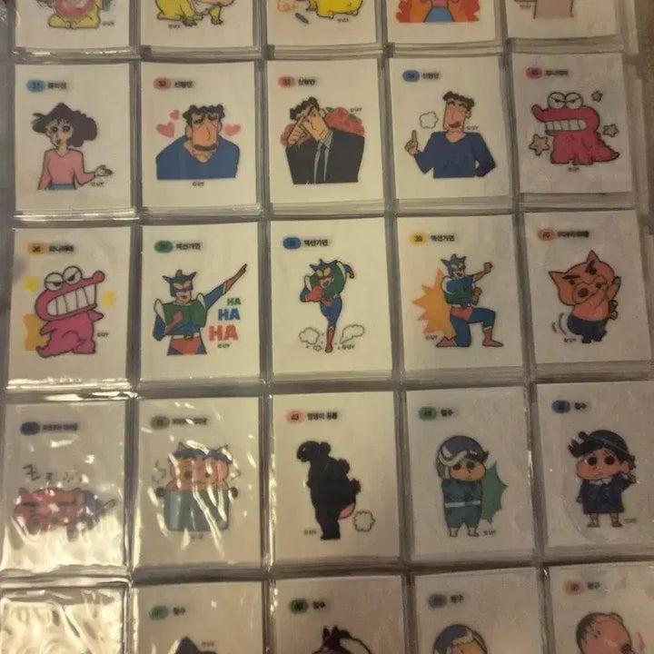[BUNJANG] Crayon Shin-chan Ttibuseal Sticker Bundle Set / 짱구 김 띠부씰 150장 개봉 전종 일괄판매