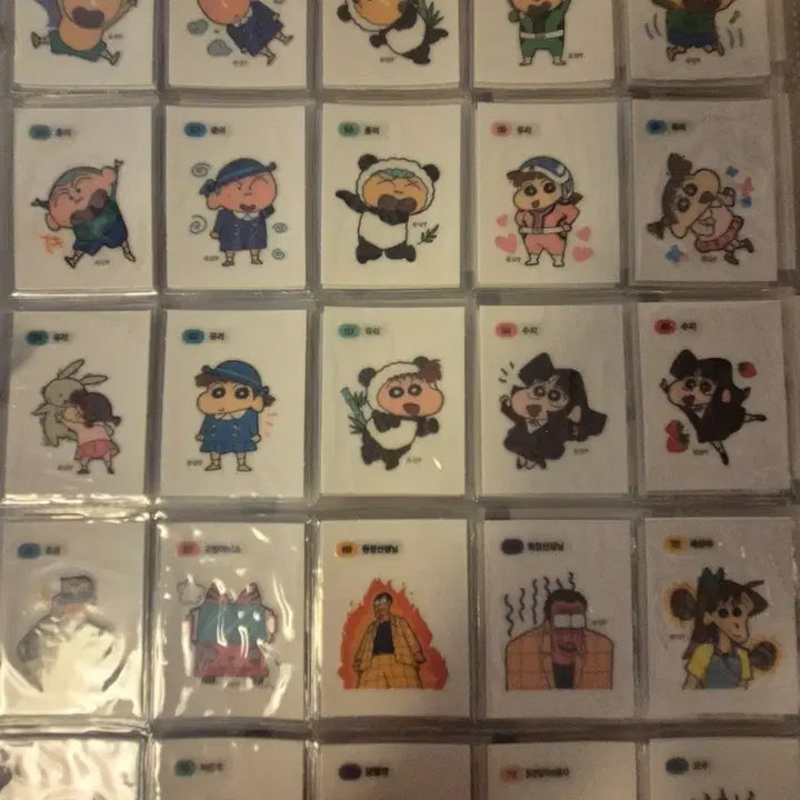 [BUNJANG] Crayon Shin-chan Ttibuseal Sticker Bundle Set / 짱구 김 띠부씰 150장 개봉 전종 일괄판매