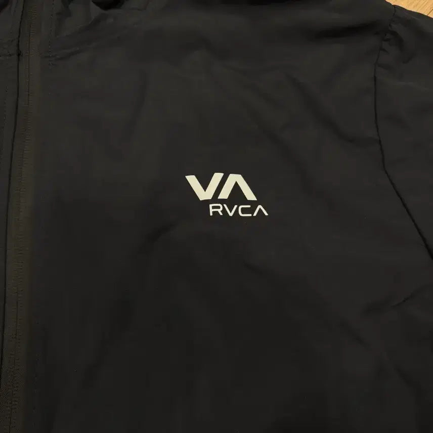[BUNJANG] RVCA Windbreaker Training Jacket / RVCA 루카 윈드브레이커 L 트레이닝 자켓 러닝 주짓수