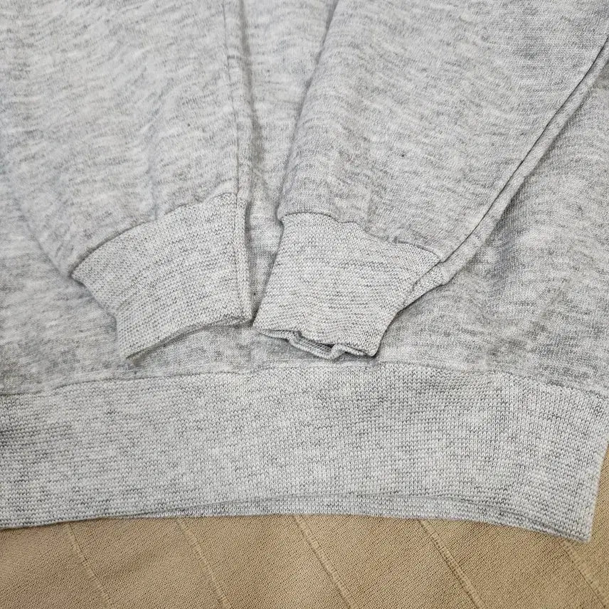 [SOLD OUT] 90s USA 데드스탁급 Hanes 헤인즈 맨투맨 스웨트셔츠 그레이 S