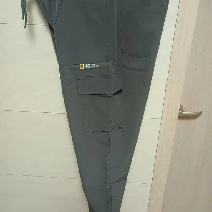 [BUNJANG] National Geographic Cargo Jogger Pants XXL Charcoal Grey / 내셔널지오그래픽 카고 조거팬츠 XXL 춘추용 새상품