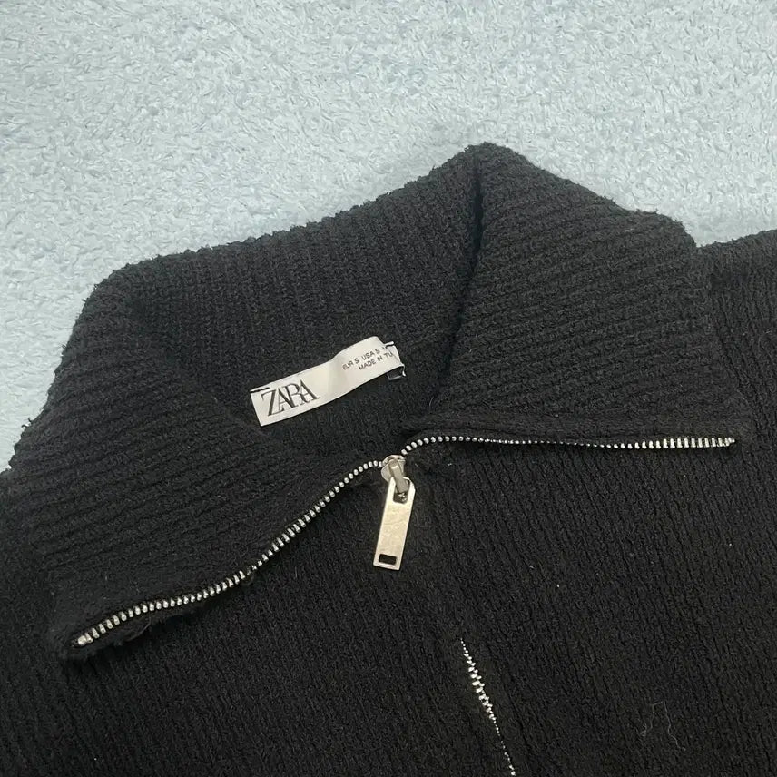 [BUNJANG] Zara Knit Sweater (Size 90) / 90사이즈 자라 니트 판매합니다
