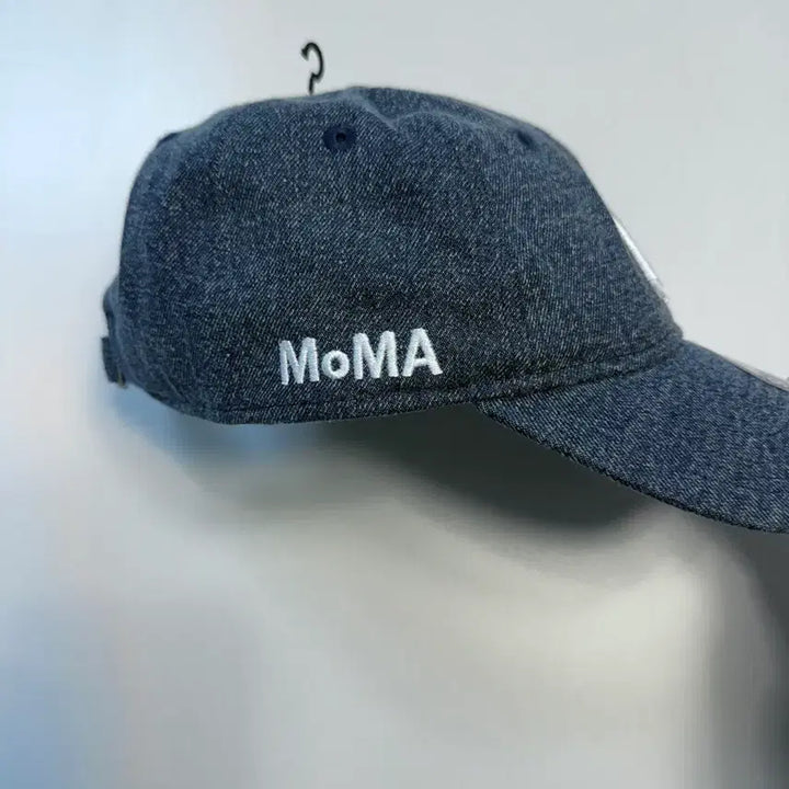 [BUNJANG] 뉴에라 x 모마 뉴욕 양키즈 캡 (새상품) / 뉴에라 x 모마 뉴욕 양키즈 캡 (새상품)