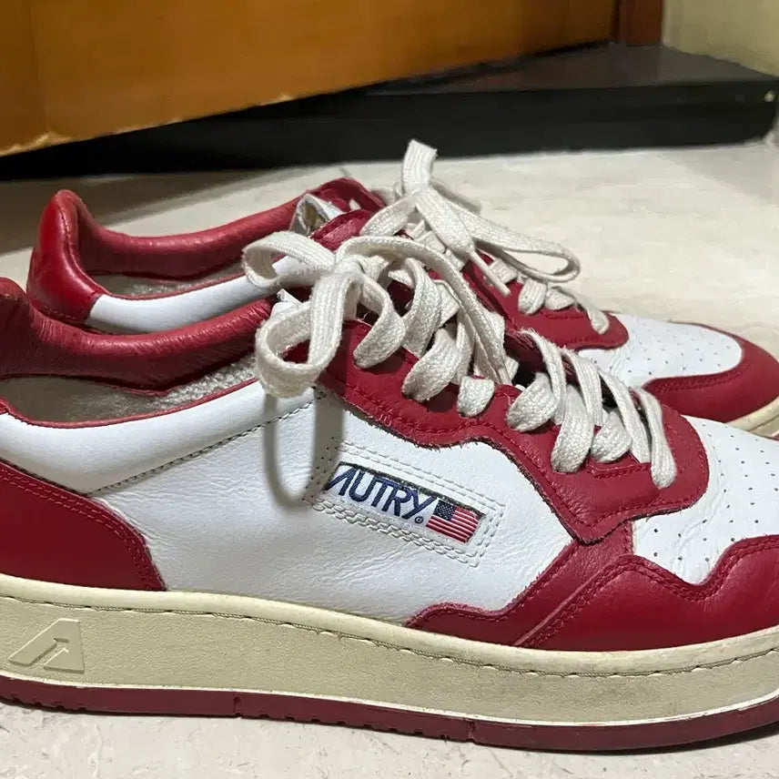 [BUNJANG] Autry Medalist Sneakers / 오트리 메달리스트 스니커즈
