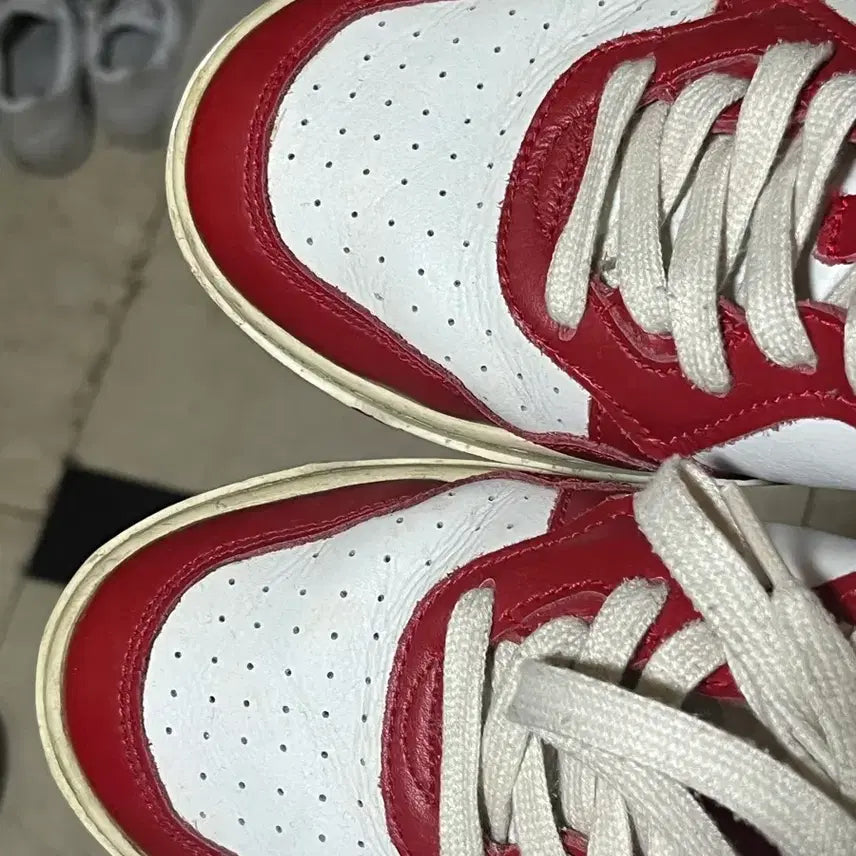 [BUNJANG] Autry Medalist Sneakers / 오트리 메달리스트 스니커즈