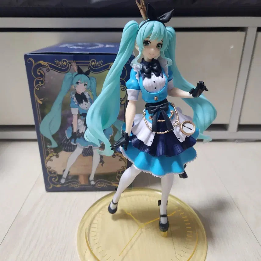 [BUNJANG] Hatsune Miku Princess Alice Figure / 하츠네 미쿠 프린세스 앨리스 피규어(박스 O)