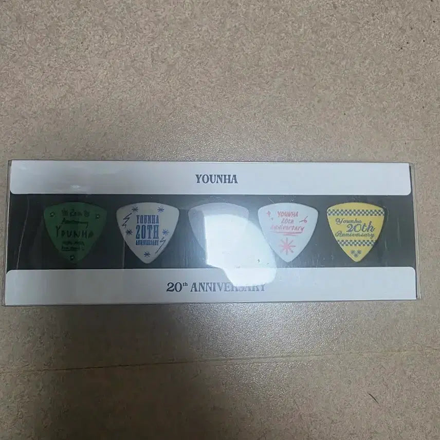 [SOLD OUT] 윤하 YOUNHA 20주년 기념 기타 피크 세트