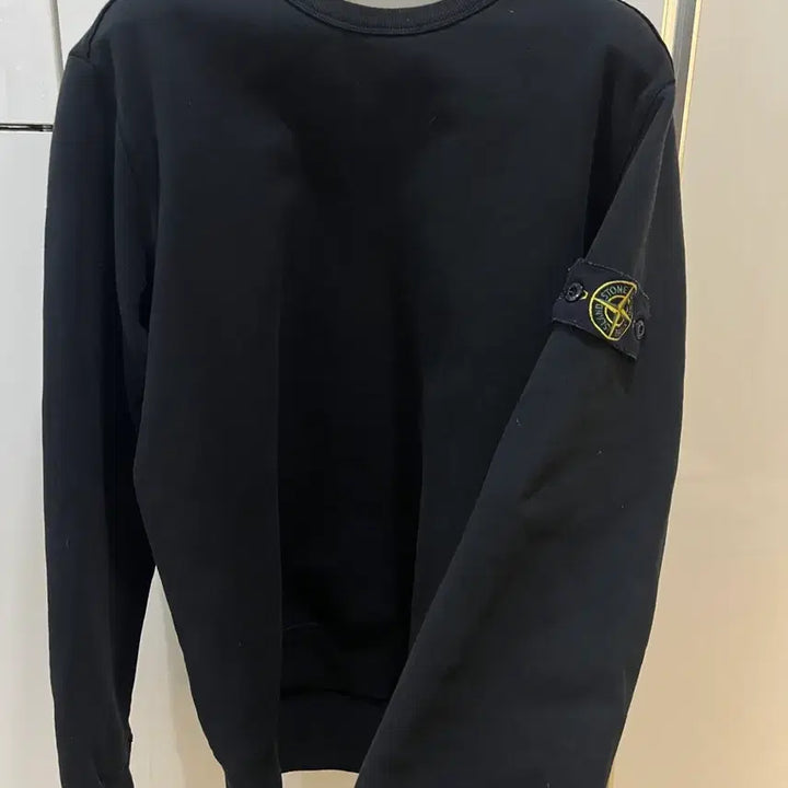 [SOLD OUT] 스톤아일랜드 xl 검정맨투맨