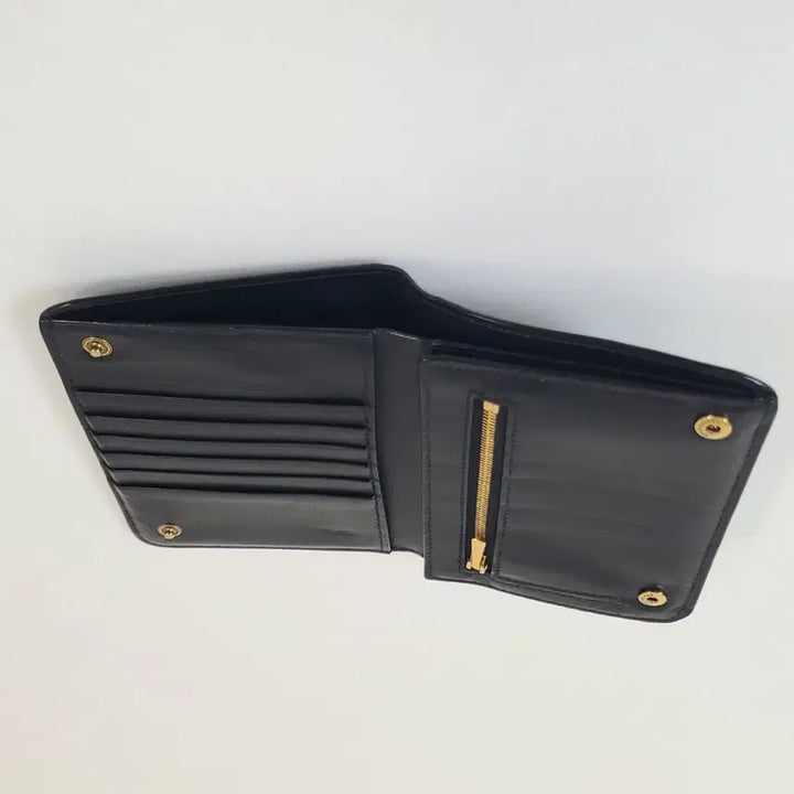 [SOLD OUT] 발렌시아가 BB로고 레더 미듐 블랙 여성 반지갑
