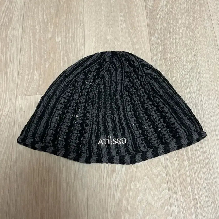 [BUNJANG] Atiissu Squeeze Bucket Hat Gray Knit / Atiissu 어티슈 스퀴즈 버킷햇 그레이 니트