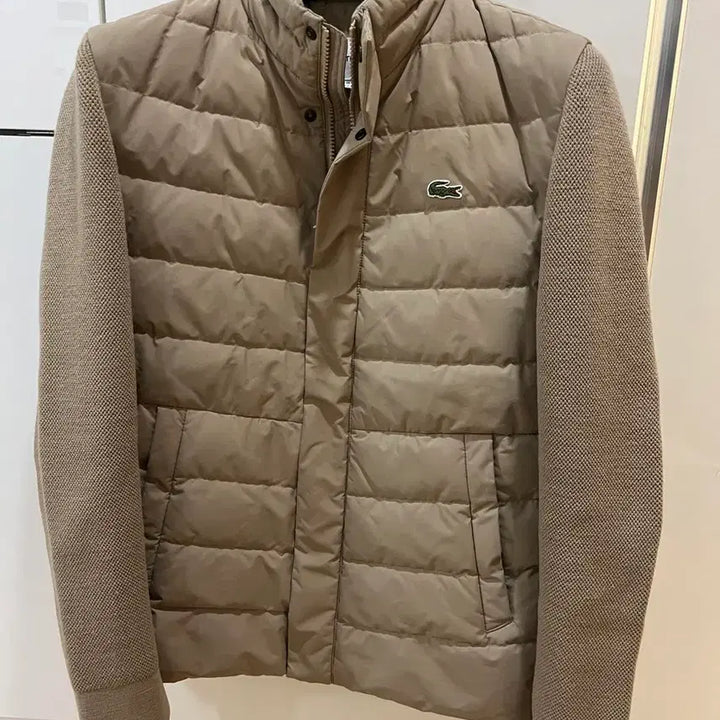 [BUNJANG] Lacoste Beige Knit Padded Jacket / 라코스테 베이지니트패딩 100-103