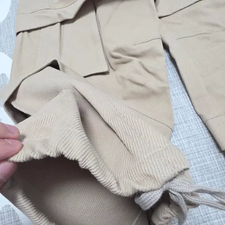 [BUNJANG] Kamien Titan Beige Pants Size 2 / 카미엔 타이탄 배기팬츠 베이지 2사이즈