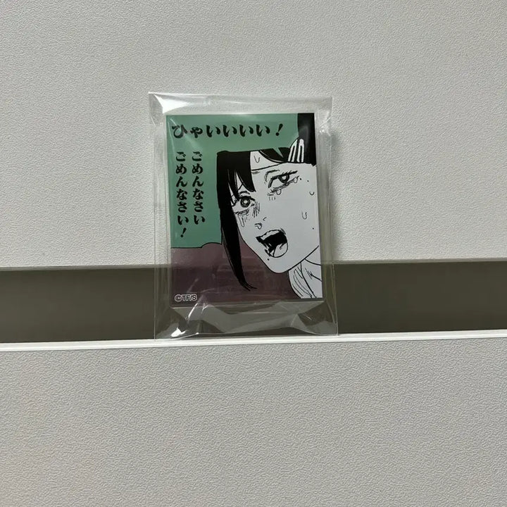 [BUNJANG] Chainsaw Man Kobeni Acrylic Badge Stand / 체인소맨 (코베니) 아크릴 뱃지 스탠드 원화 굿즈