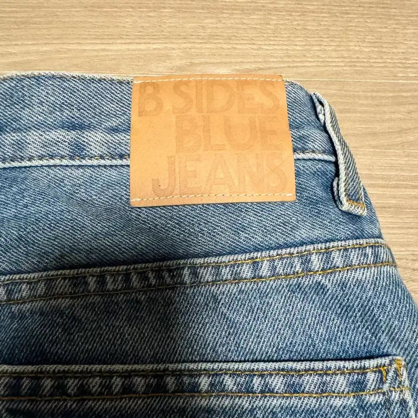 [BUNJANG] B Side Jean Vintage Washed Light Wash Denim Pants / B SIDE JEAN 비사이드진 빈티지 워싱 연청 데님 팬츠 29사이즈