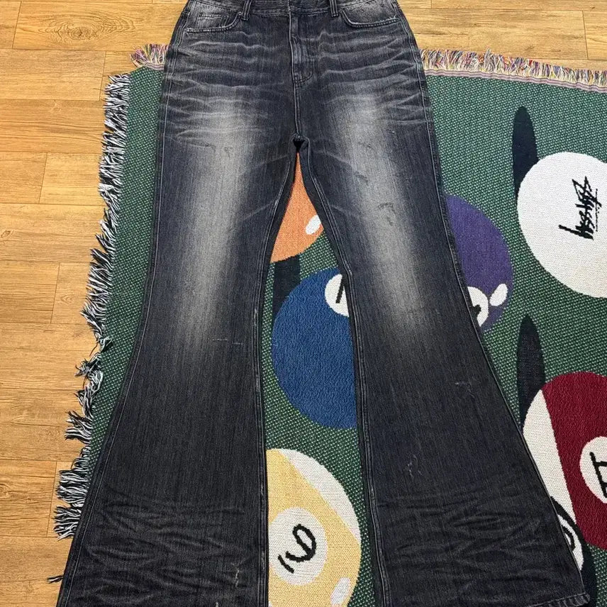 [BUNJANG] Under My Car Pleated Jeans Gray / [2] 언더마이카 플레어진 워싱 그레이