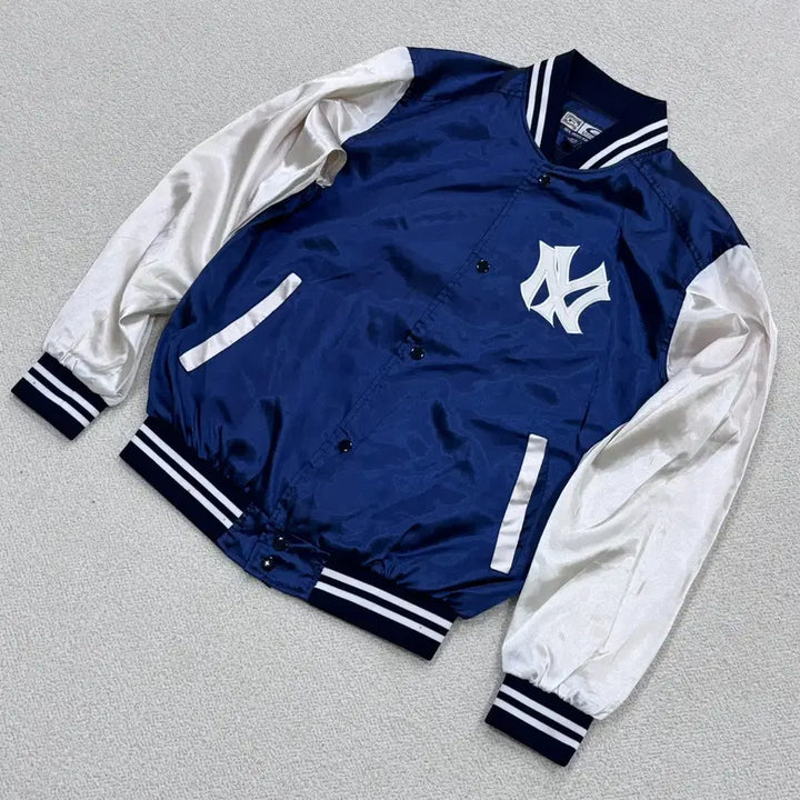 [BUNJANG] M Cooperstown New York Yankees Varsity Jacket / M 쿠퍼스타운 뉴욕양키스 바시티 자켓 0319E