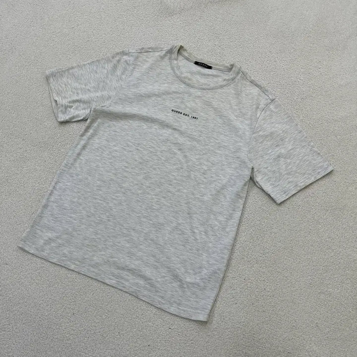 [BUNJANG] Guess Small Logo T-shirt / M 게스 스몰로고 반팔 티셔츠 0319M