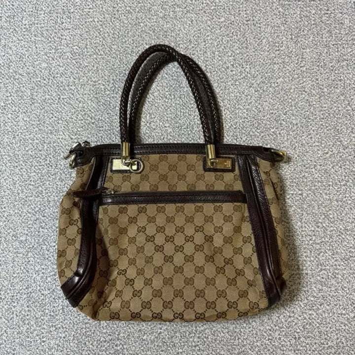 [SOLD OUT] 구찌 Gucci GG 토트백