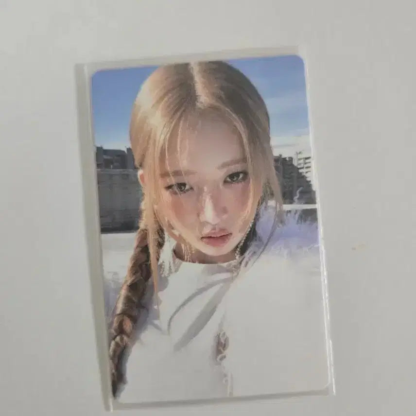 [BUNJANG] IVE Rei Re-Dive Apple Music POB Photocard / 아이브 레이 리바이브 애플뮤직 사전예약판매 포토카드