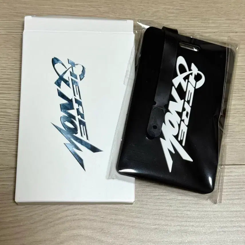 [BUNJANG] ZEROBASEONE ZB1 Here&amp;Now VIP Gift Carrier / 제로베이스원 제베원 히얼앤나우 콘서트 VIP 입장선물 캐리어