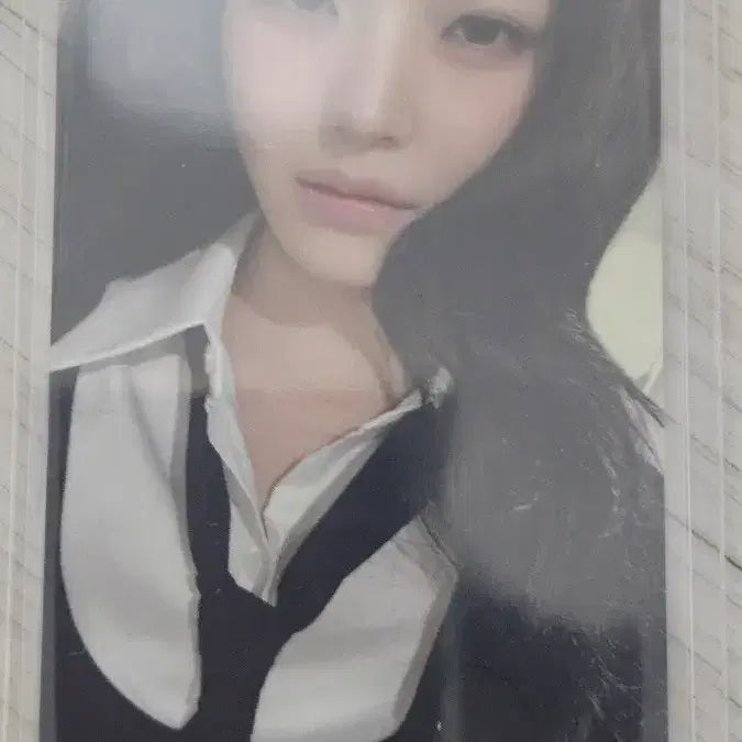 [BUNJANG] fromis_9 Baek Ji-heon Short Skirt Photocard / [판매] 프로미스나인 앙콘 1일차 백지헌 짧은치마 포카