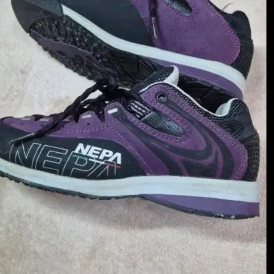 [BUNJANG] Nepa Trekking Shoes 230 / 네파 트레킹화 230