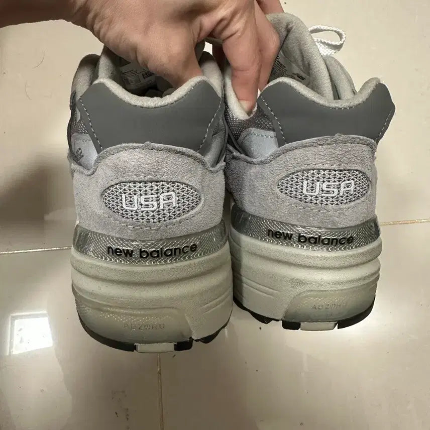 [BUNJANG] New Balance 992 Gray Sneakers / 뉴발란스 992 그레이 스니커즈