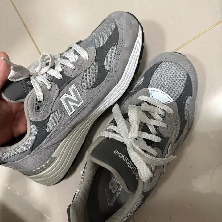 [BUNJANG] New Balance 992 Gray Sneakers / 뉴발란스 992 그레이 스니커즈