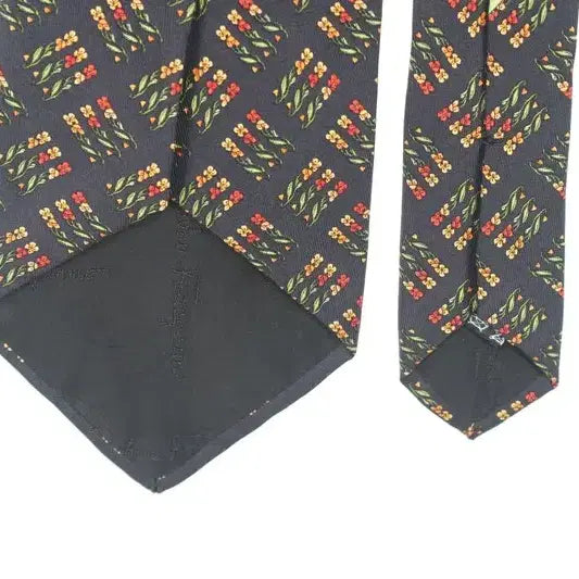 [BUNJANG] Salvatore Ferragamo Silk Necktie / 살바토레 페라가모 (MEN - F) 실크 100% 넥타이