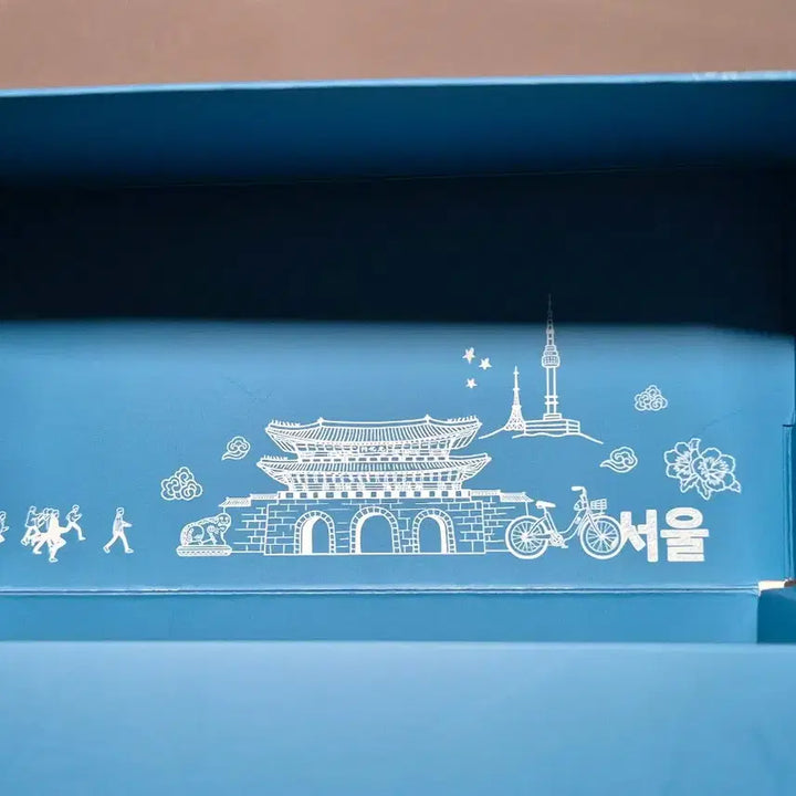 [BUNJANG] BTS Gwanghwamun Langue de Chat Seoul Collaboration Box Set / 방탄 광화무ㄴ 랑그드샤 서울 콜라보 박스 bts 2019년도 상품