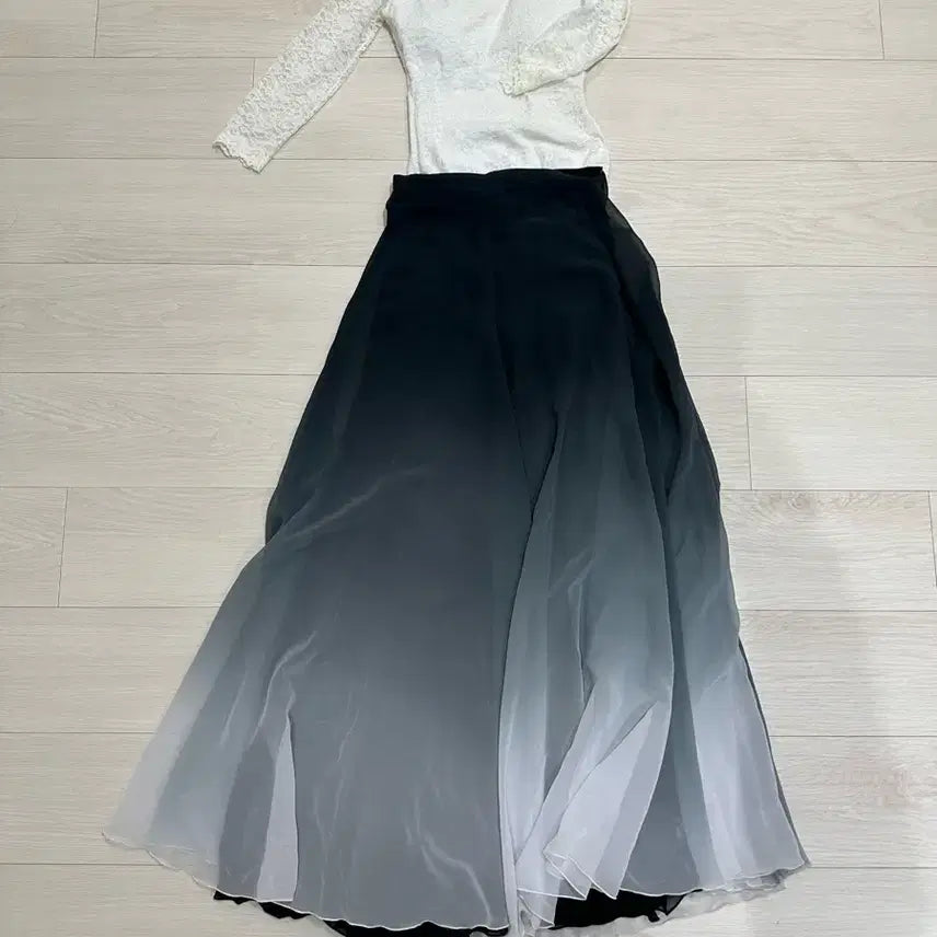[BUNJANG] Custom-Made Leotard and Full Skirt for Dance / [맞춤제작 레오타드, 그라데이션 풀치마] 연영과, 무용과 입시