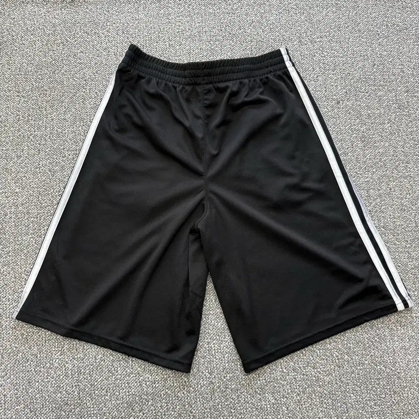 [BUNJANG] Adidas 3-Stripes Training Shorts / M 아디다스 3선 트레이닝 숏 팬츠 반바지