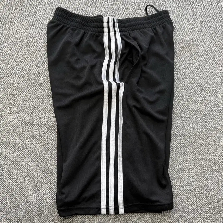 [BUNJANG] Adidas 3-Stripes Training Shorts / M 아디다스 3선 트레이닝 숏 팬츠 반바지