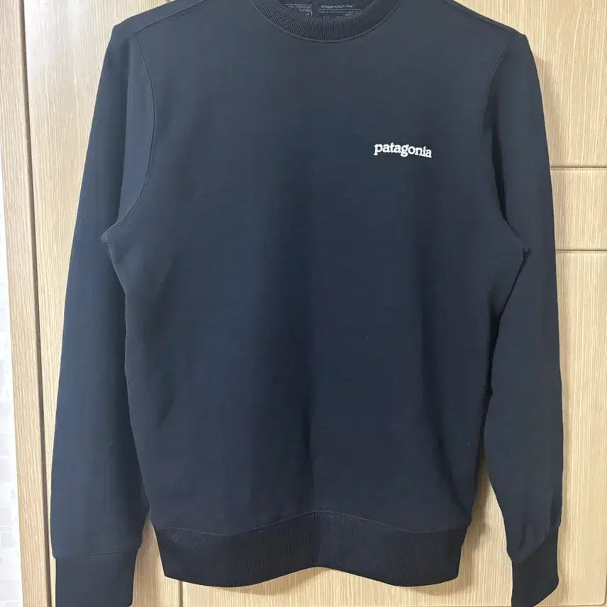 [SOLD OUT] 파타고니아 맨투맨 로고