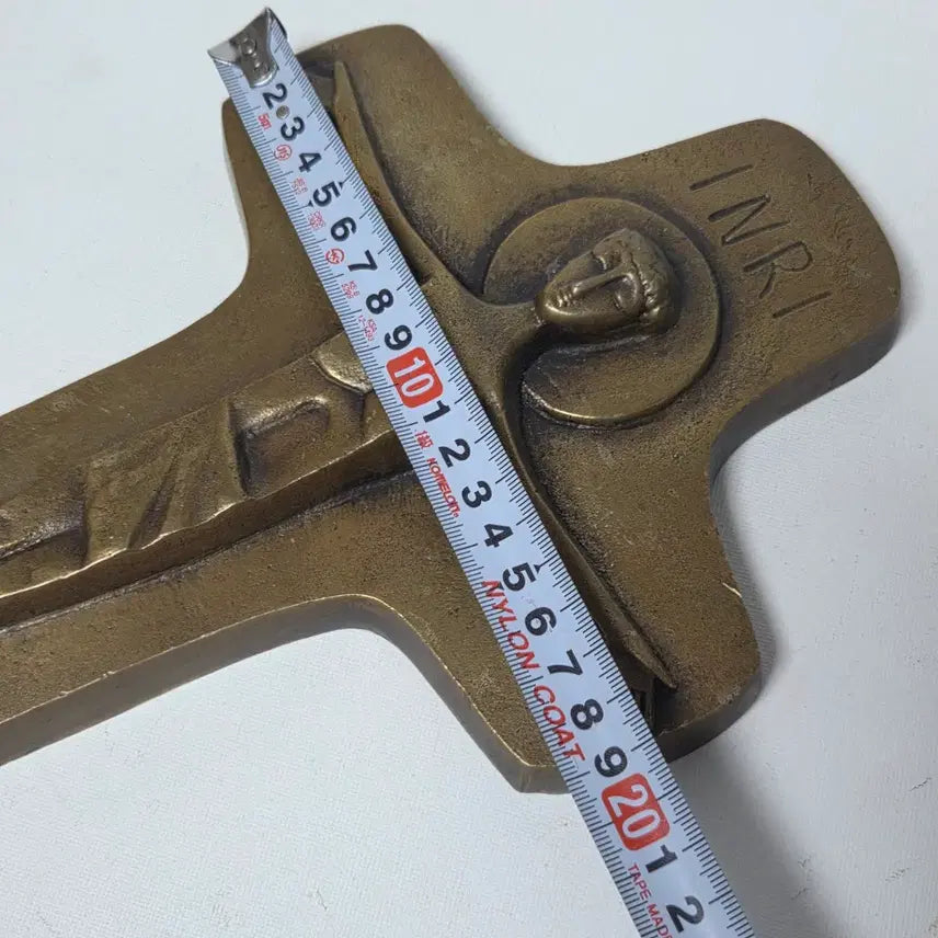 [SOLD OUT] 황동 덩어리 십자가 작가 작품 황동 1키로 무게 십자가
