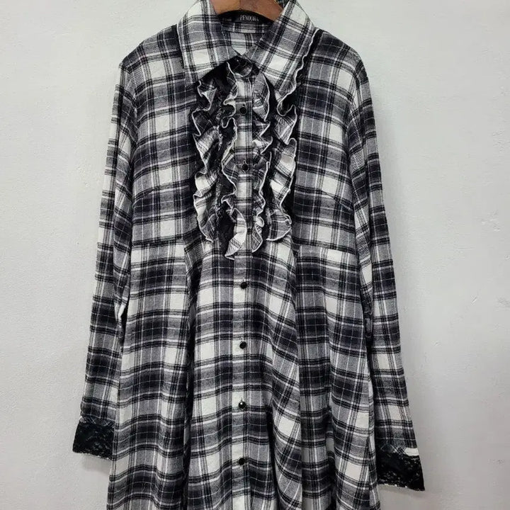 [BUNJANG] PENDORA Check Frill Point Dress / PENDORA 체크 프릴 포인트 원피스