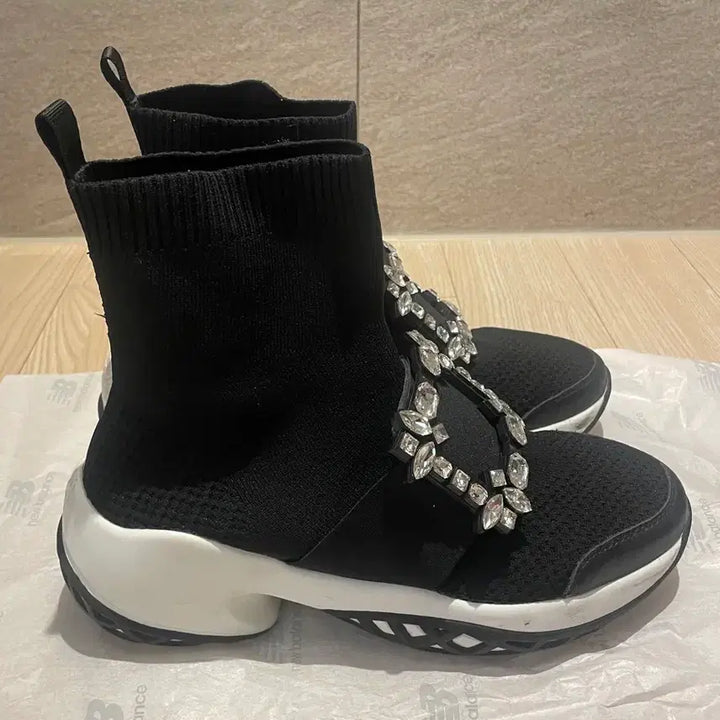 [BUNJANG] Buckle Sneakers / 버클 스니커즈