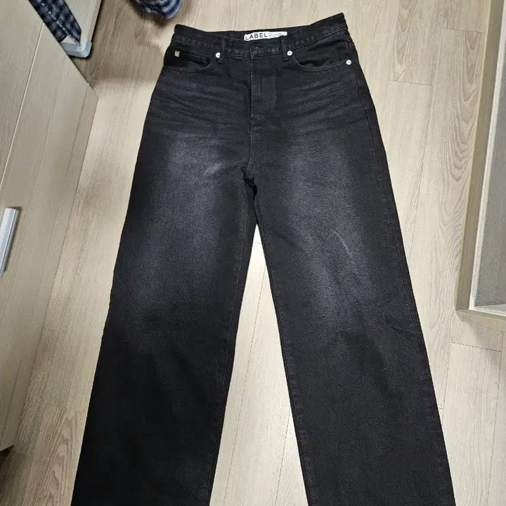 [BUNJANG] LABEL Black Washed Wide Denim Pants / 라벨 아카이브 블랙 워싱 와이드 데님 팬츠