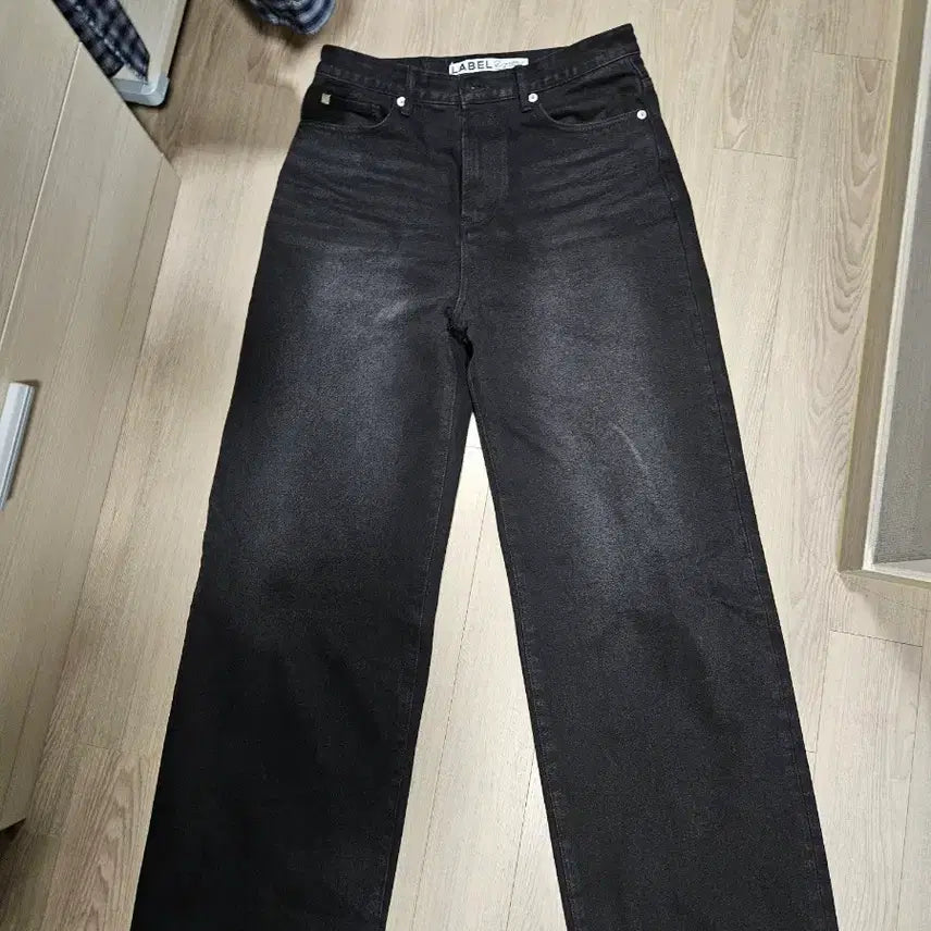 [BUNJANG] LABEL Black Washed Wide Denim Pants / 라벨 아카이브 블랙 워싱 와이드 데님 팬츠