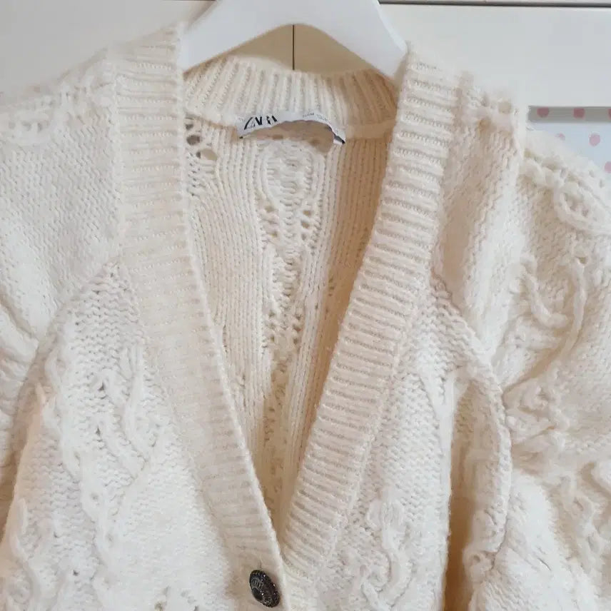 [BUNJANG] ZARA Knit Cardigan (55-66) / 자라 니트 스웨터 가디건/55-66