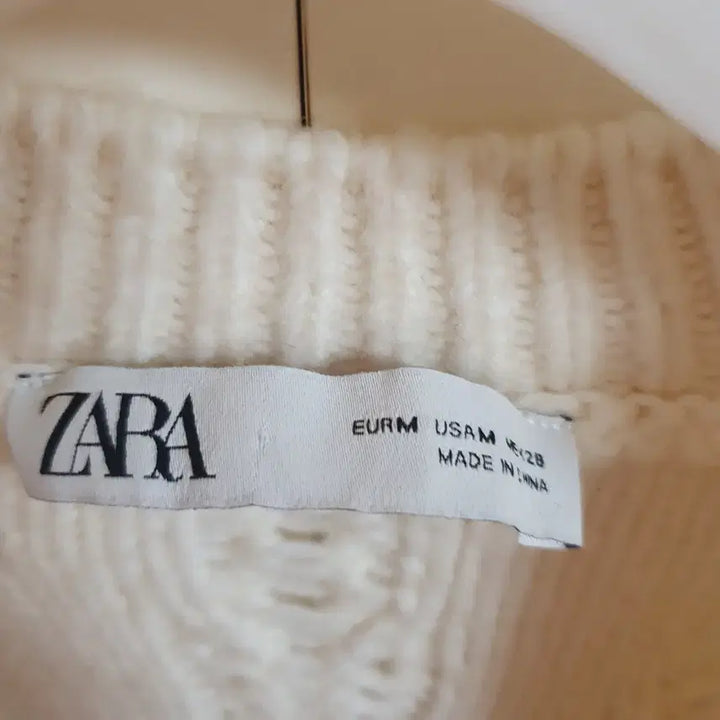 [BUNJANG] ZARA Knit Cardigan (55-66) / 자라 니트 스웨터 가디건/55-66