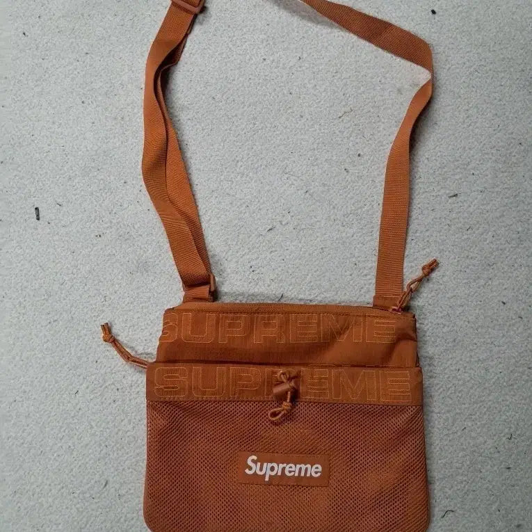 [BUNJANG] Supreme Orange Sacoche Crossbody Bag / 슈프림 오렌지 사코슈백 크로스백