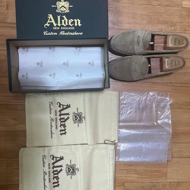 [SOLD OUT] 알든 6244 7D