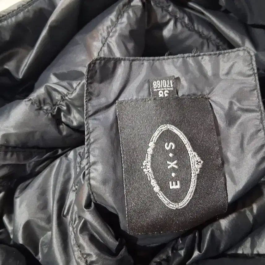 [BUNJANG] E.X.S Black Lightweight Long Padded Coat / 블랙 롱패딩 코트초경량E.X.S