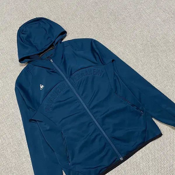 [BUNJANG] Le Coq Sportif Functional Hooded Jacket / L 르꼬끄 기능성 후드집업 자켓 N.5274